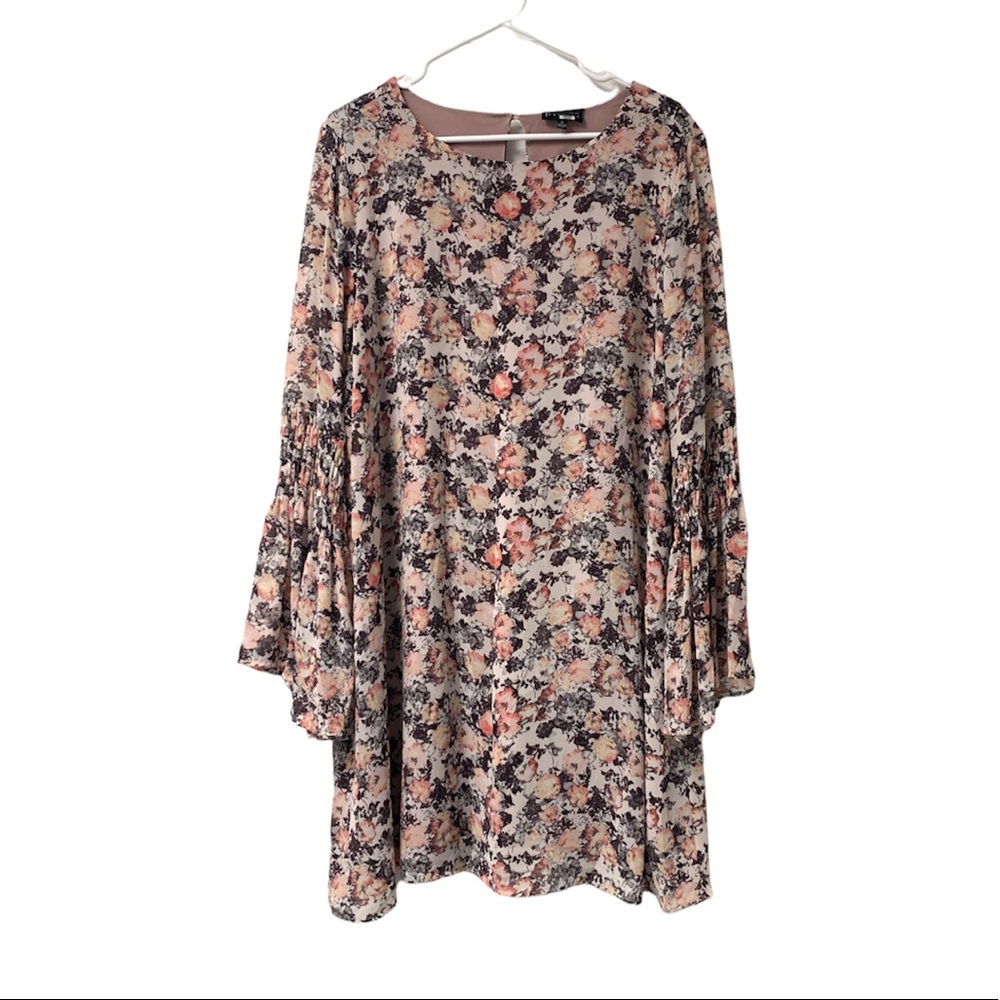 Bobeau Pink Floral Long Bell Sleeve Dress